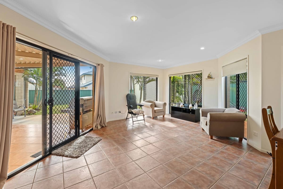 26 Weis Crescent, Middle Ridge QLD 4350, Middle Ridge - Thumbnail 5