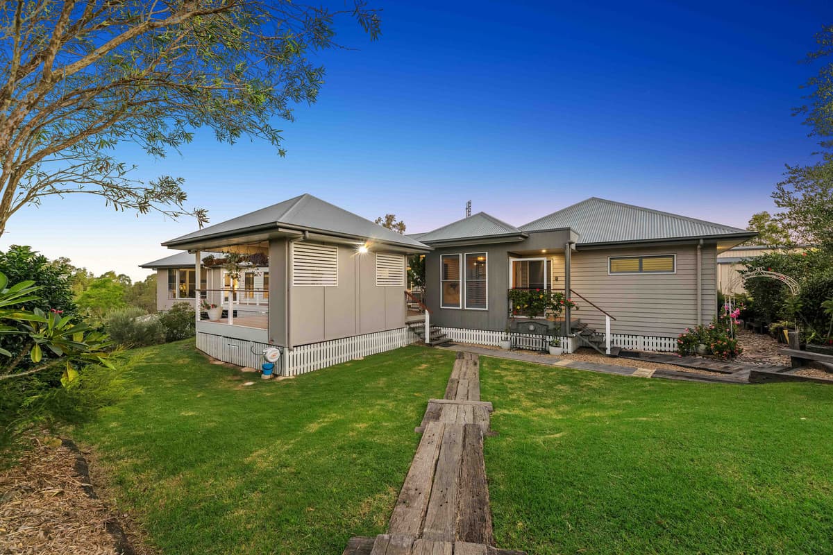 6 Kate Court, Withcott QLD 4352, Withcott - Thumbnail 3