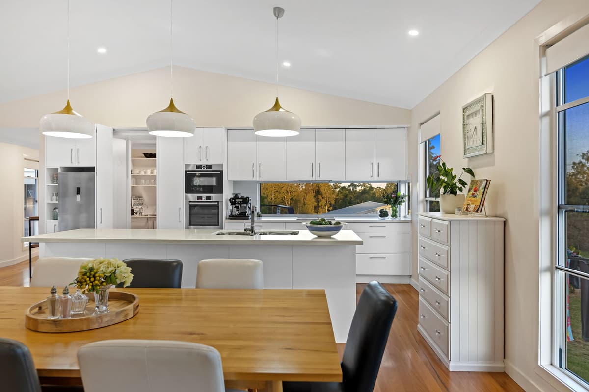 6 Kate Court, Withcott QLD 4352, Withcott - Thumbnail 4