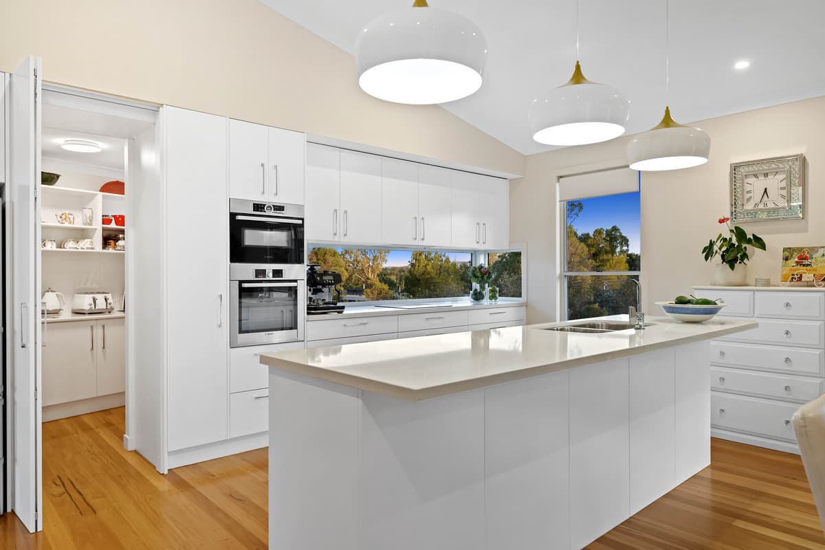 6 Kate Court, Withcott QLD 4352, Withcott - Thumbnail 5
