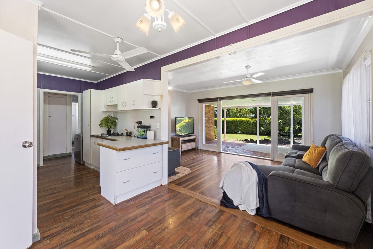 2 Miles Street, Harristown QLD 4350, Harristown - Thumbnail 2