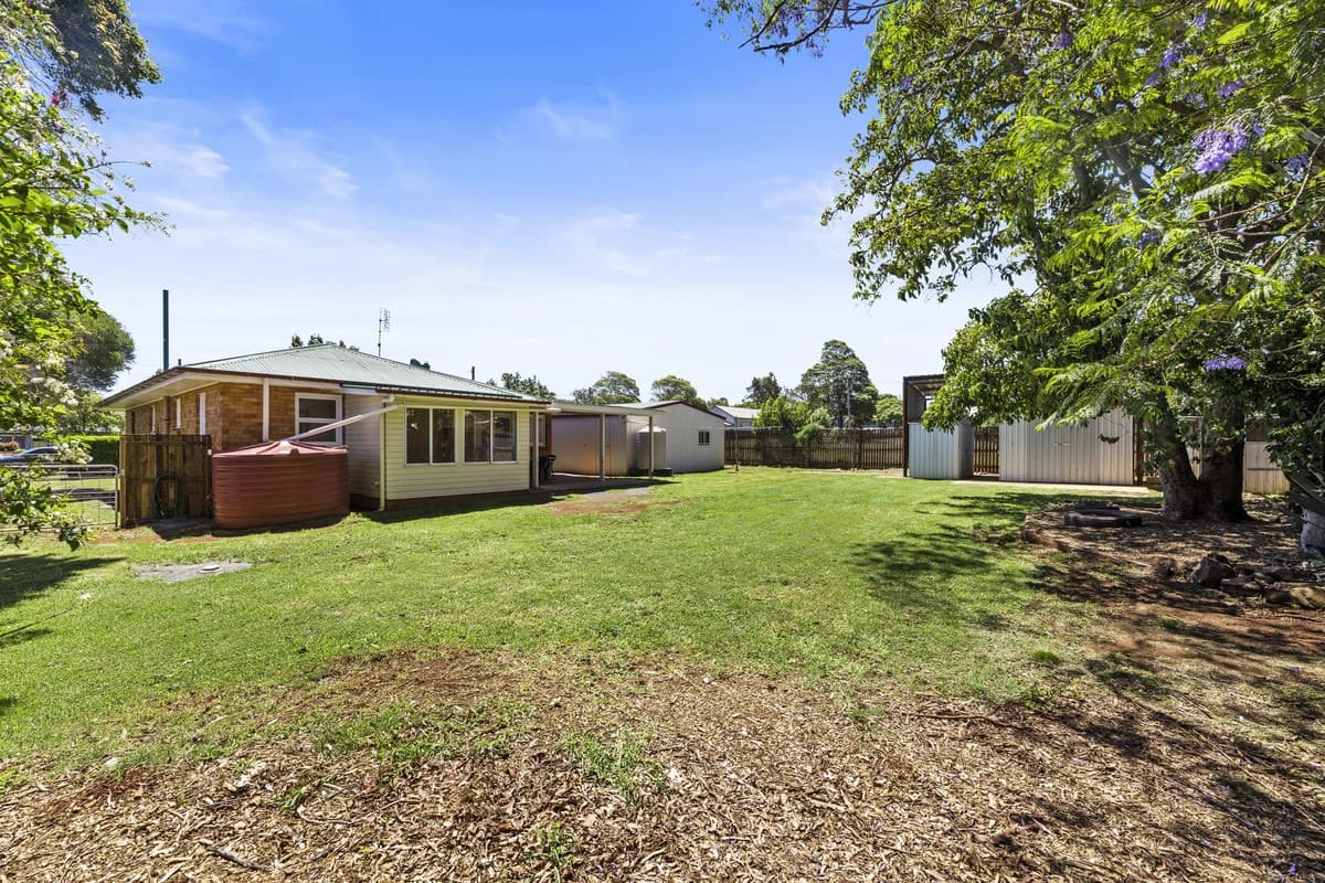 2 Miles Street, Harristown QLD 4350, Harristown - Thumbnail 3