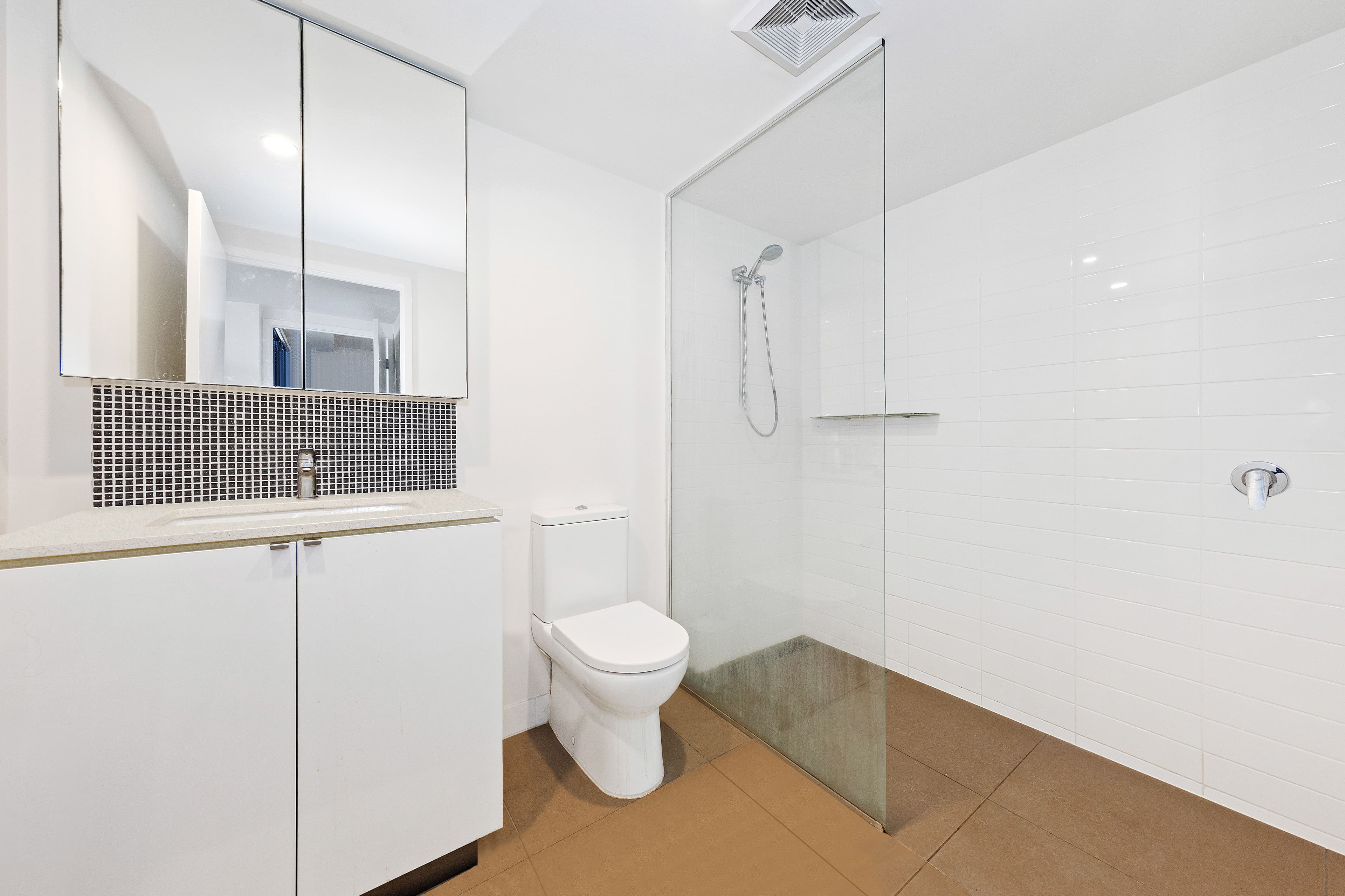 13 Forsyth Street, Greenmount - Thumbnail 6
