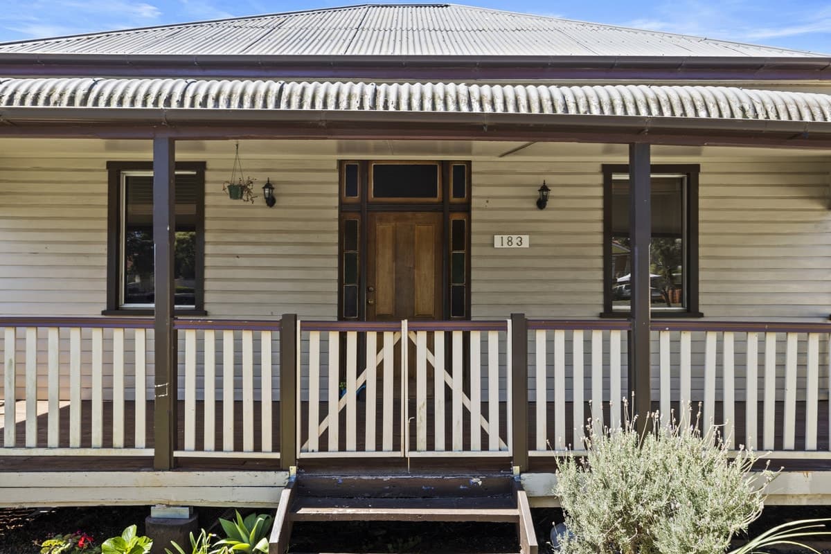 183 Taylor Street, Wilsonton QLD 4350, Wilsonton - Thumbnail 3