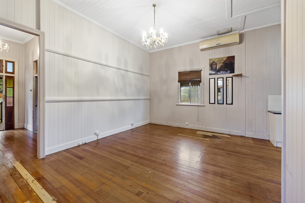 183 Taylor Street, Wilsonton QLD 4350, Wilsonton - Thumbnail 4
