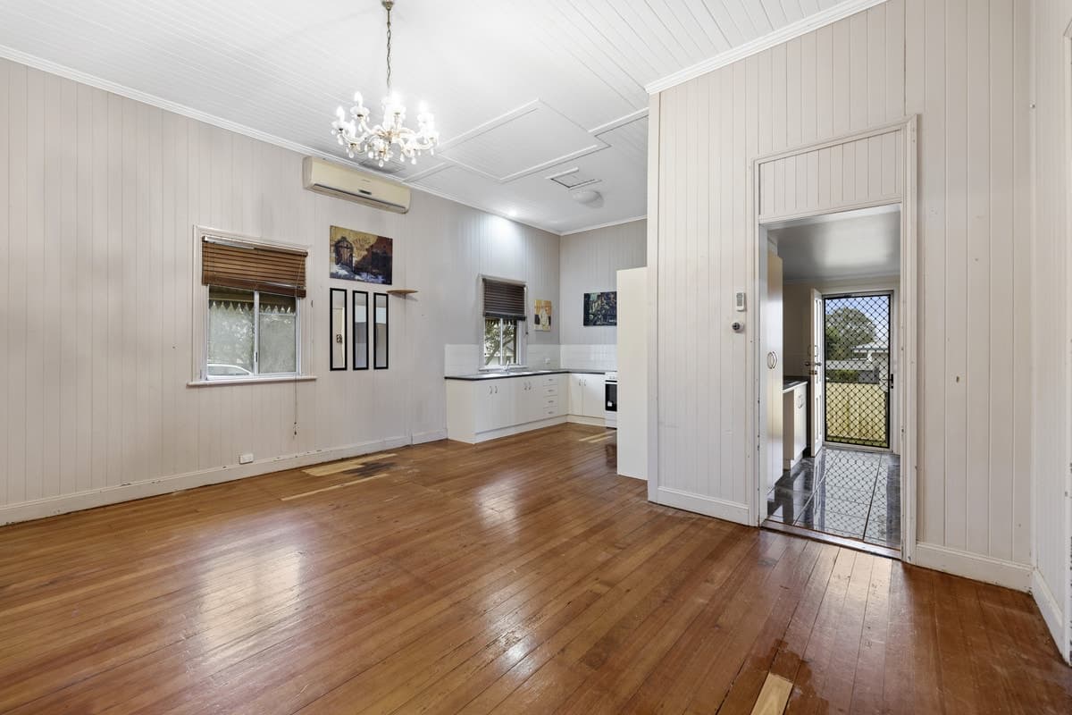 183 Taylor Street, Wilsonton QLD 4350, Wilsonton - Thumbnail 5