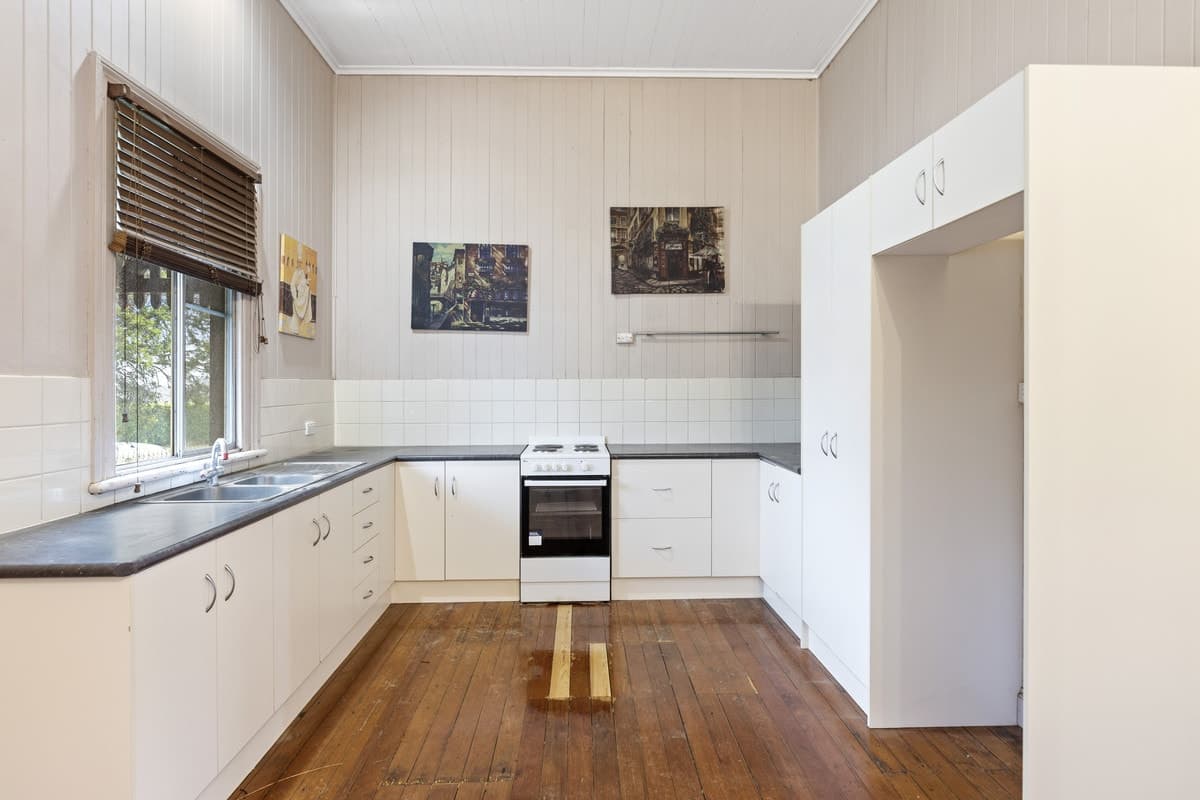 183 Taylor Street, Wilsonton QLD 4350, Wilsonton - Thumbnail 6