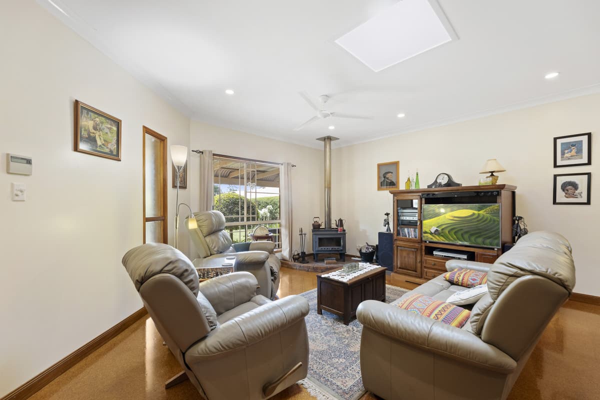 5 Cypress Street, Highfields QLD 4352, Highfields - Thumbnail 5