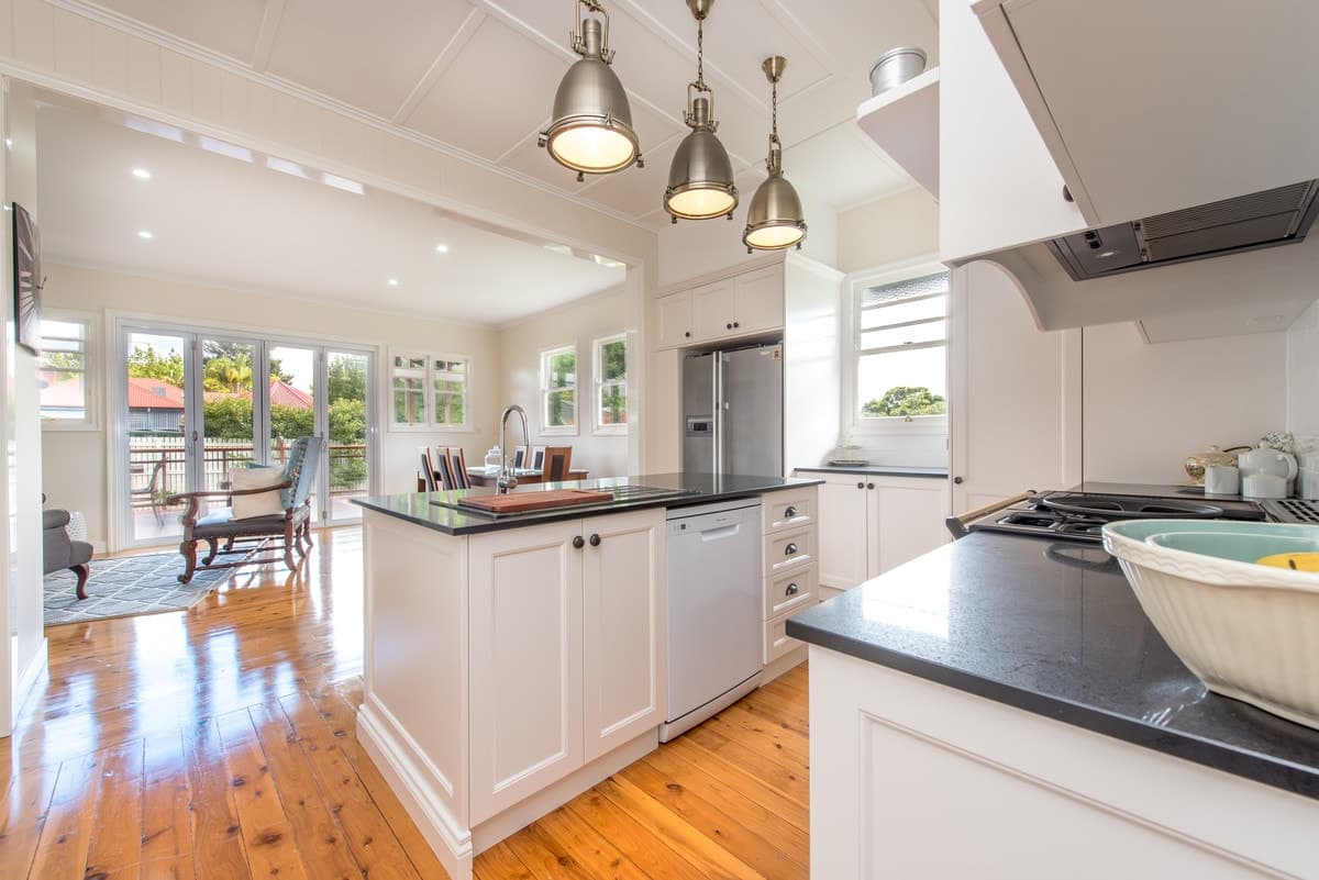 19 Henderson Street, Newtown QLD 4350, Newtown - Thumbnail 6