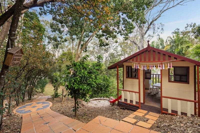 54 Sunset Road, Kenmore - Thumbnail 3