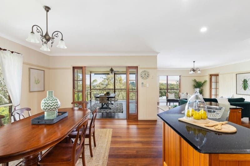 54 Sunset Road, Kenmore - Thumbnail 7