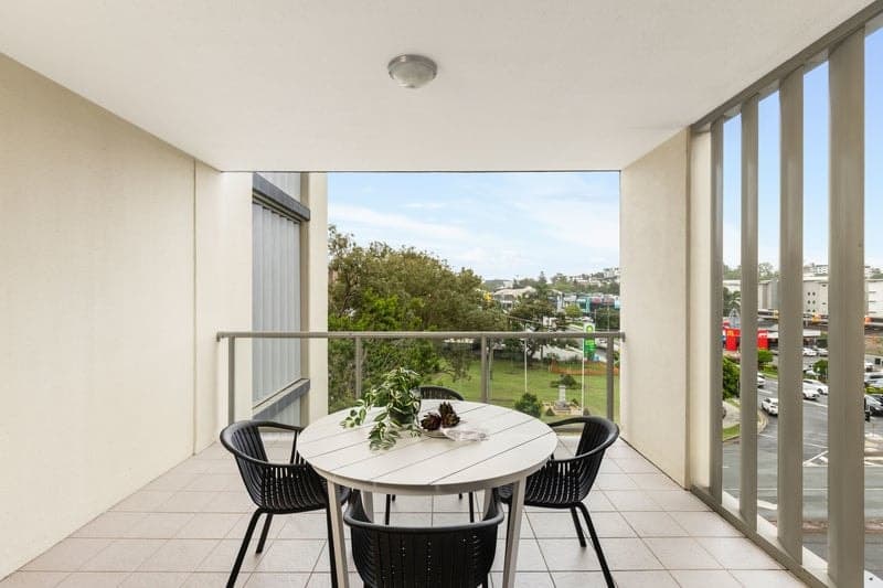 22/12 Belgrave Road, Indooroopilly - Thumbnail 4