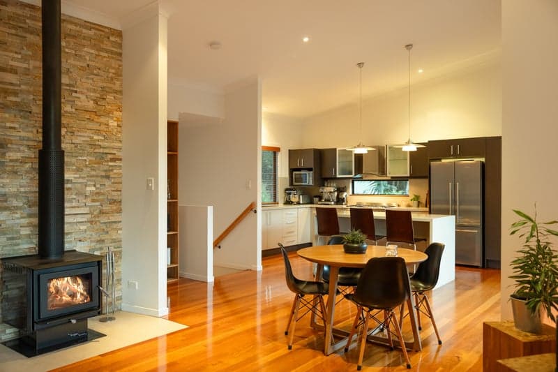 114 Hornsey Road, Anstead - Thumbnail 4