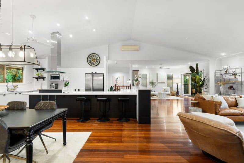 62 Devon Drive, Doncaster East, VIC, Doncaster East - Thumbnail 4