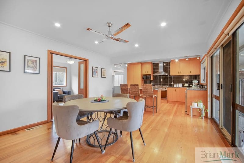 12 Honour Avenue, Wyndham Vale - Thumbnail 3