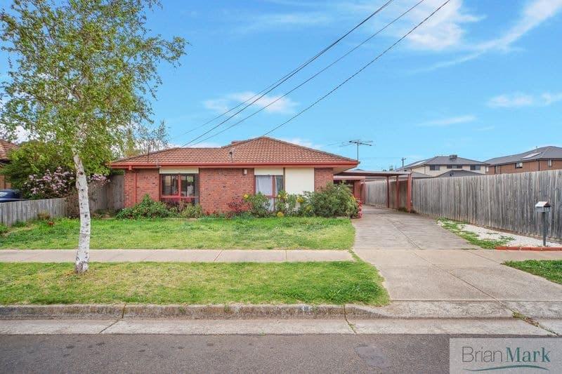 15 Sheringham Drive, Werribee - Image 1
