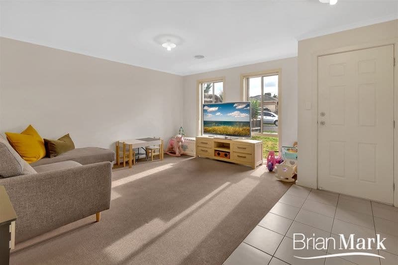 21 & 21a Rosella Street, Doncaster East, VIC, Harkness - Thumbnail 3
