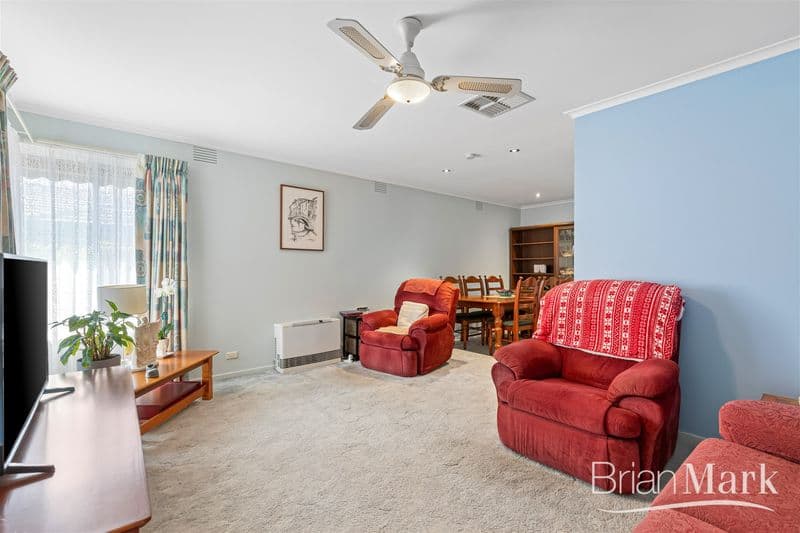 2/136 Coogee Bay Road, Hoppers Crossing - Thumbnail 4