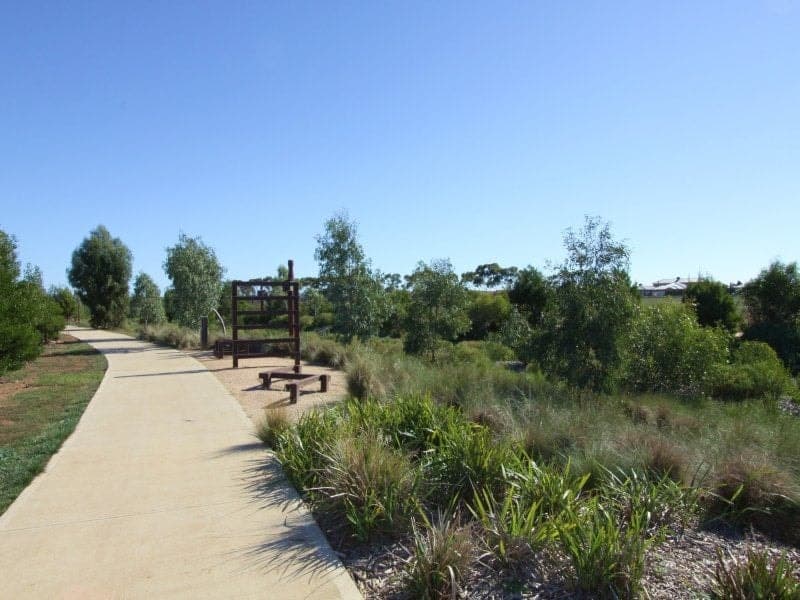1/17 Royal Avenue, Springvale, VIC, Tarneit - Thumbnail 2