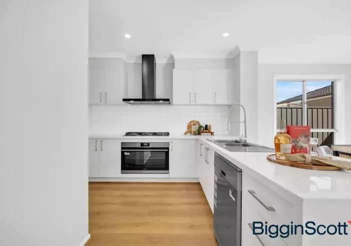 11 Parawong Parade, Wyndham Vale - Thumbnail 5