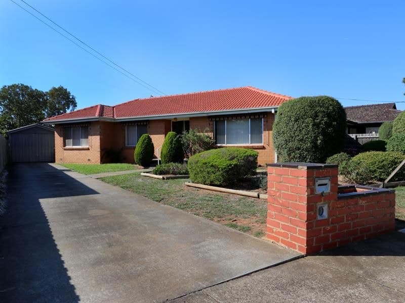 13 Barrot Avenue, Hoppers Crossing - Image 1