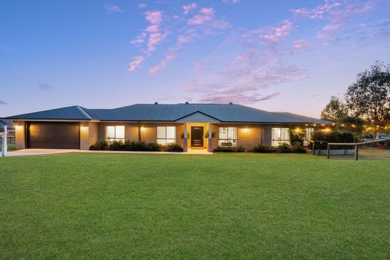 1/3 Maureen Street, Mount Waverley, VIC, Caboolture - Image 1
