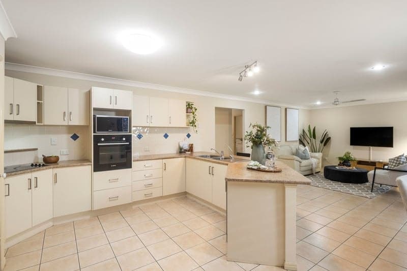 7 Sandlewood Close, Moggill - Thumbnail 6