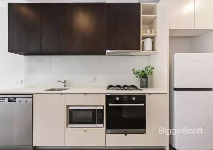 15/15 Kersley Road, Kenmore - Thumbnail 4