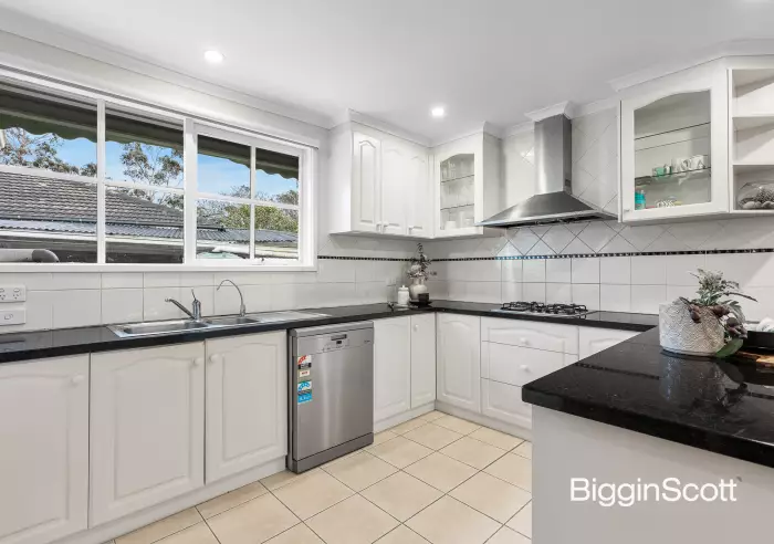 24 Booran Avenue, Glen Waverley, VIC, Glen Waverley - Thumbnail 6
