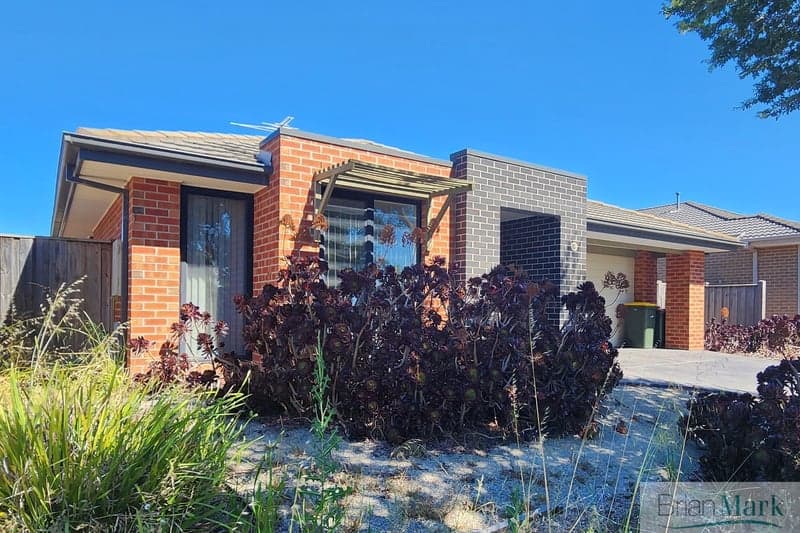 28 Wilandra Drive, Tarneit - Image 1