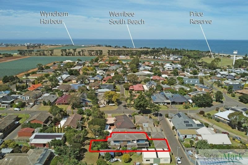 1/1 Norman Grove, Werribee South - Image 1