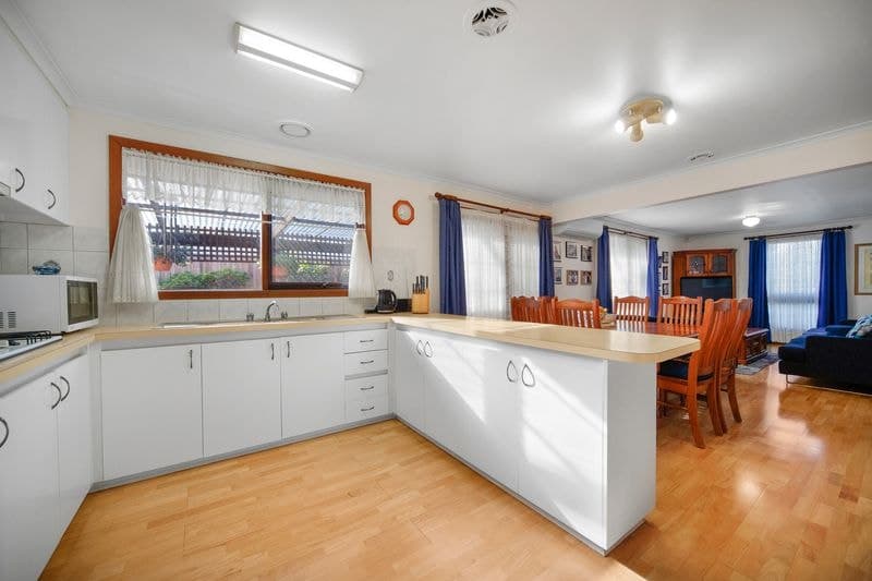 14/100 Mount Street, Werribee - Thumbnail 2
