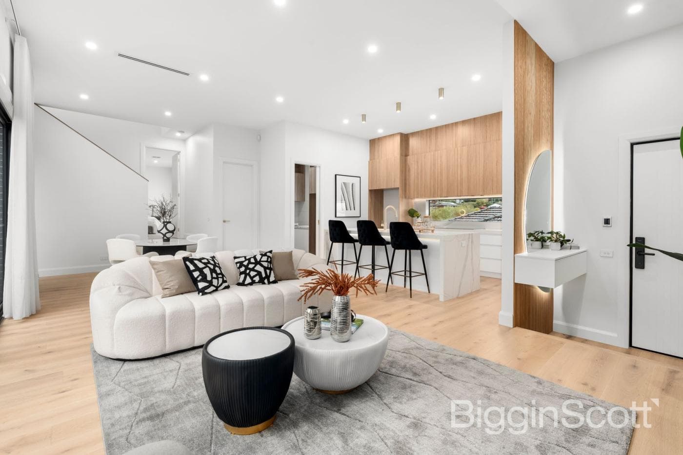 2/18 Verene Avenue, Templestowe Lower, VIC, Keperra - Image 1