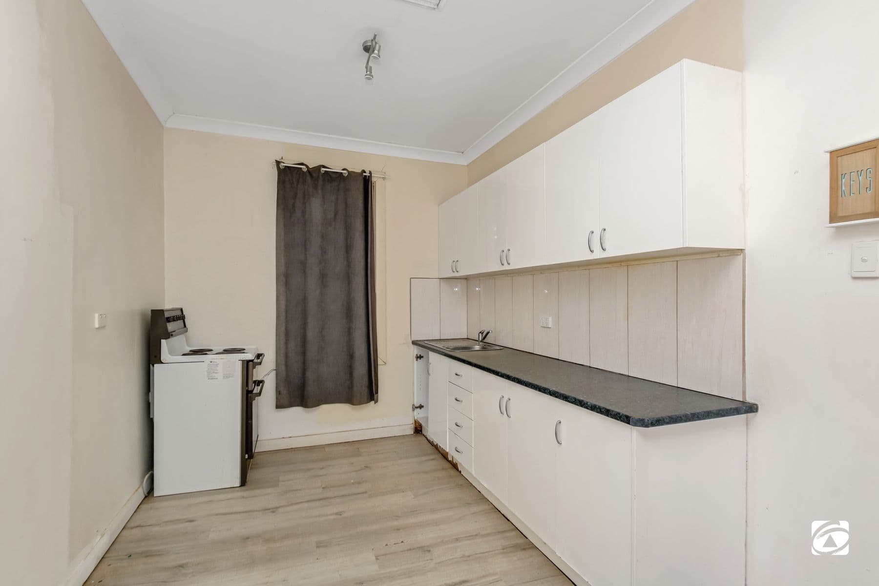 2 Torquata Place, Broken Hill NSW 2880, Broken Hill - Thumbnail 3