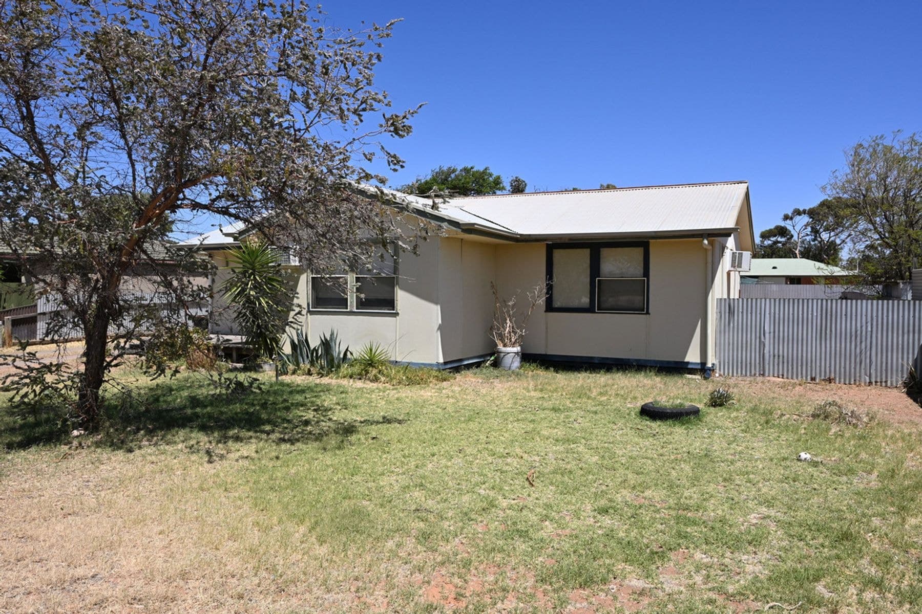 32 Clontarf Street, Port Augusta, SA 5700, Port Augusta - Image 1