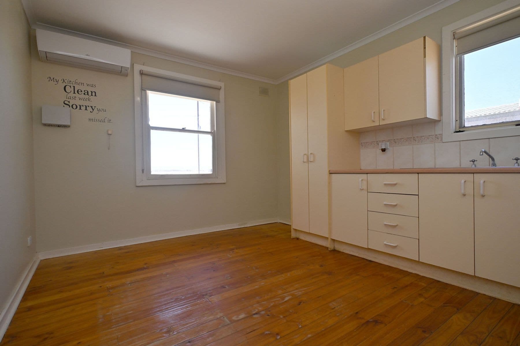 32 Clontarf Street, Port Augusta SA 5700, Port Augusta - Thumbnail 4