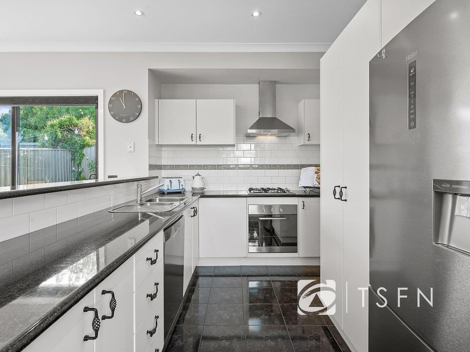 2/18 Curnow Street, Golden Square VIC 3555, Golden Square - Thumbnail 3
