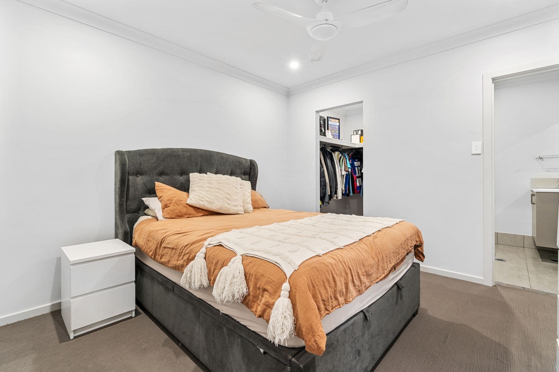 68 Bagnall Street, Gregory Hills NSW 2557, Gregory Hills - Thumbnail 3