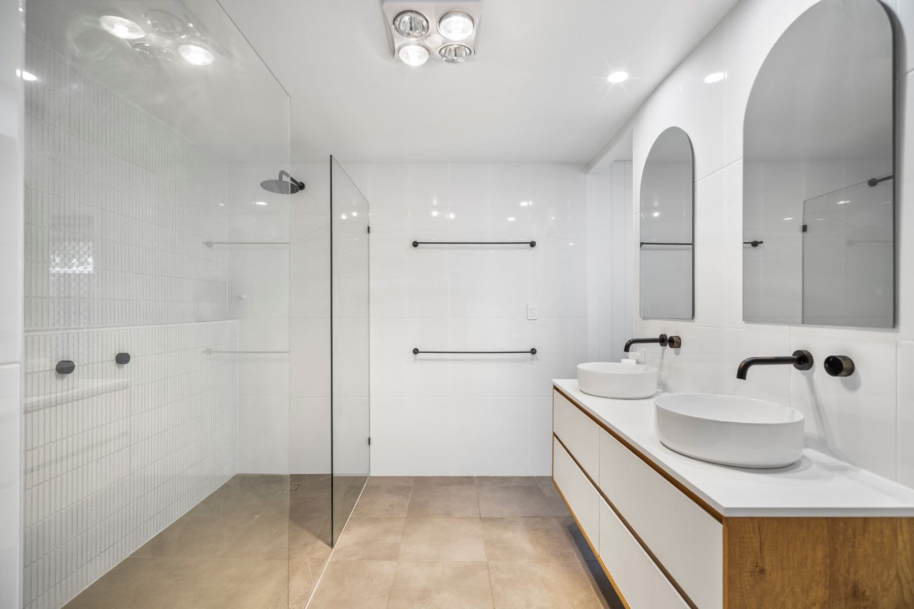 34 Doyle Street, Silkstone QLD 4304, Silkstone - Thumbnail 2