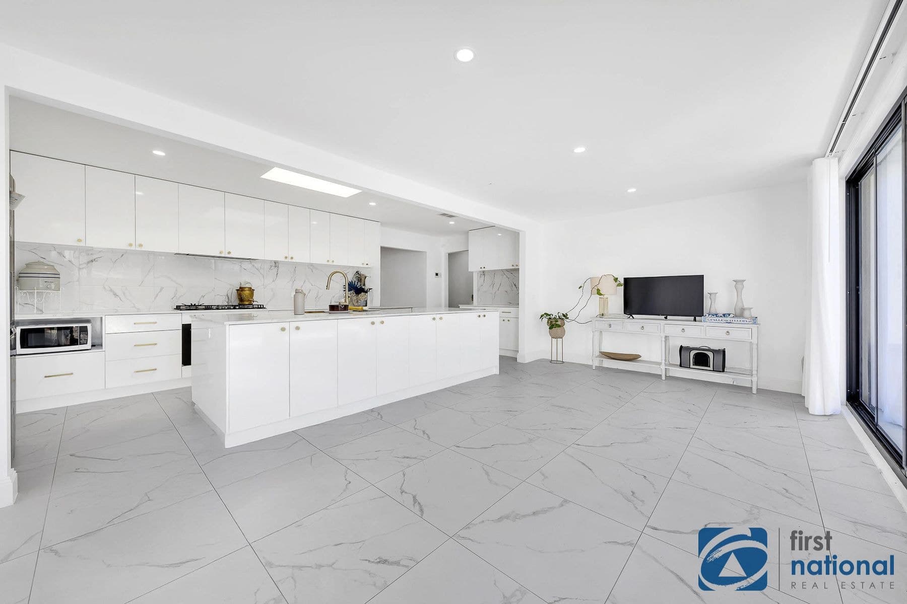 18 Koroit Avenue, Dallas VIC 3047, Dallas - Thumbnail 5