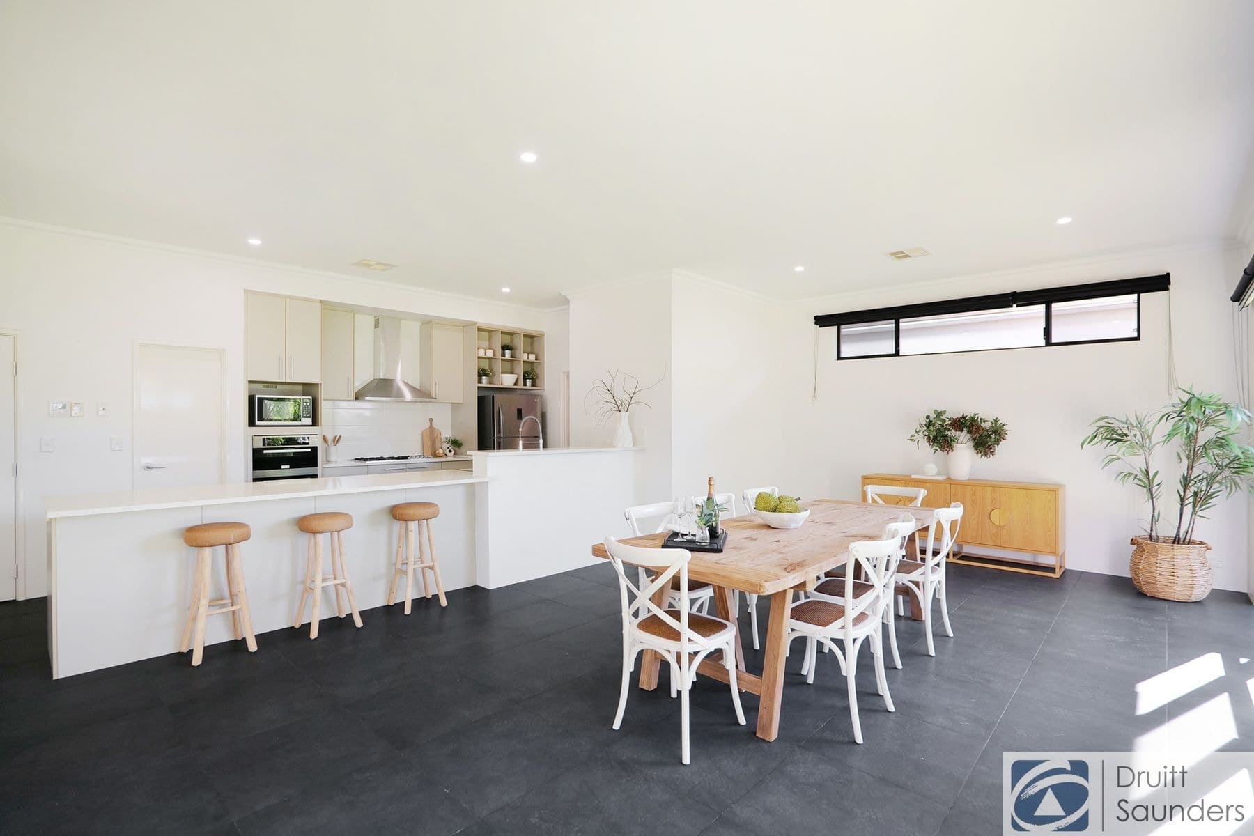 9 Crabbe Place, Karrinyup WA 6018, Karrinyup - Thumbnail 4