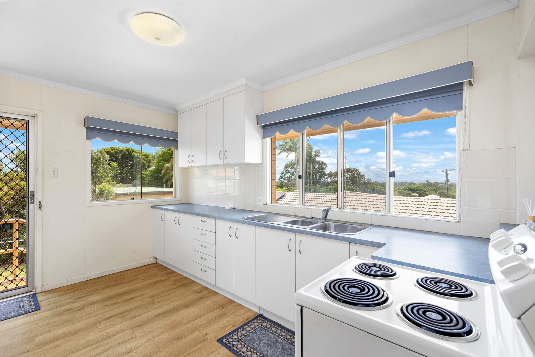 4 Dean Road, Alexandra Hills QLD 4161, Alexandra Hills - Thumbnail 5