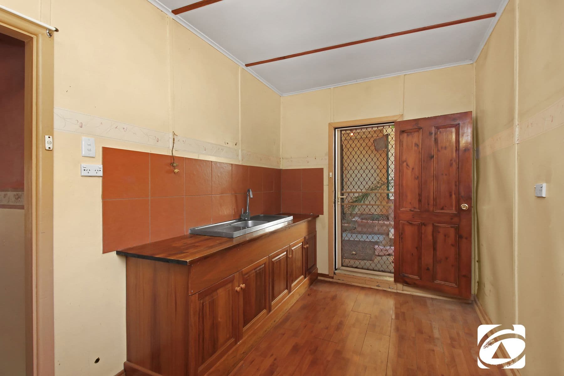 86 Wickes Street, Broken Hill NSW 2880, Broken Hill - Thumbnail 5