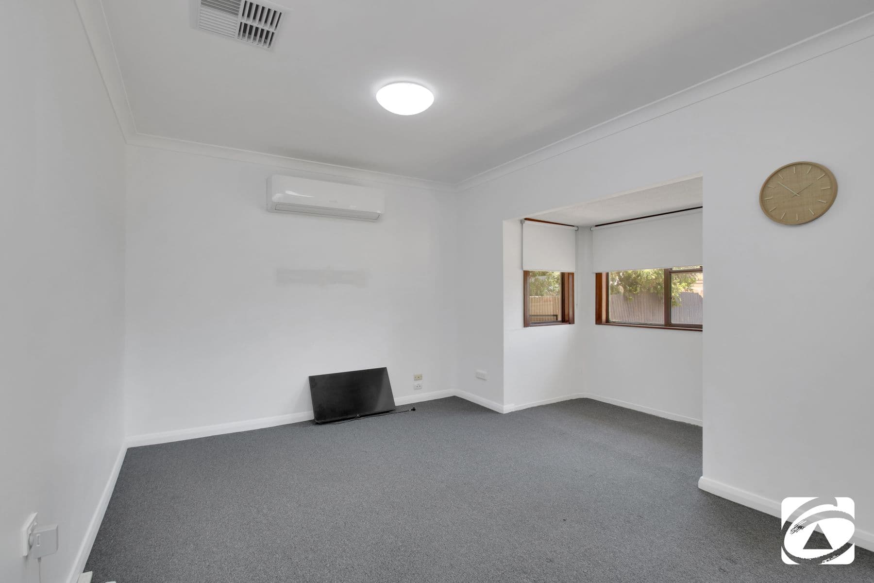 73 Wilson Street, Broken Hill NSW 2880, Broken Hill - Thumbnail 2