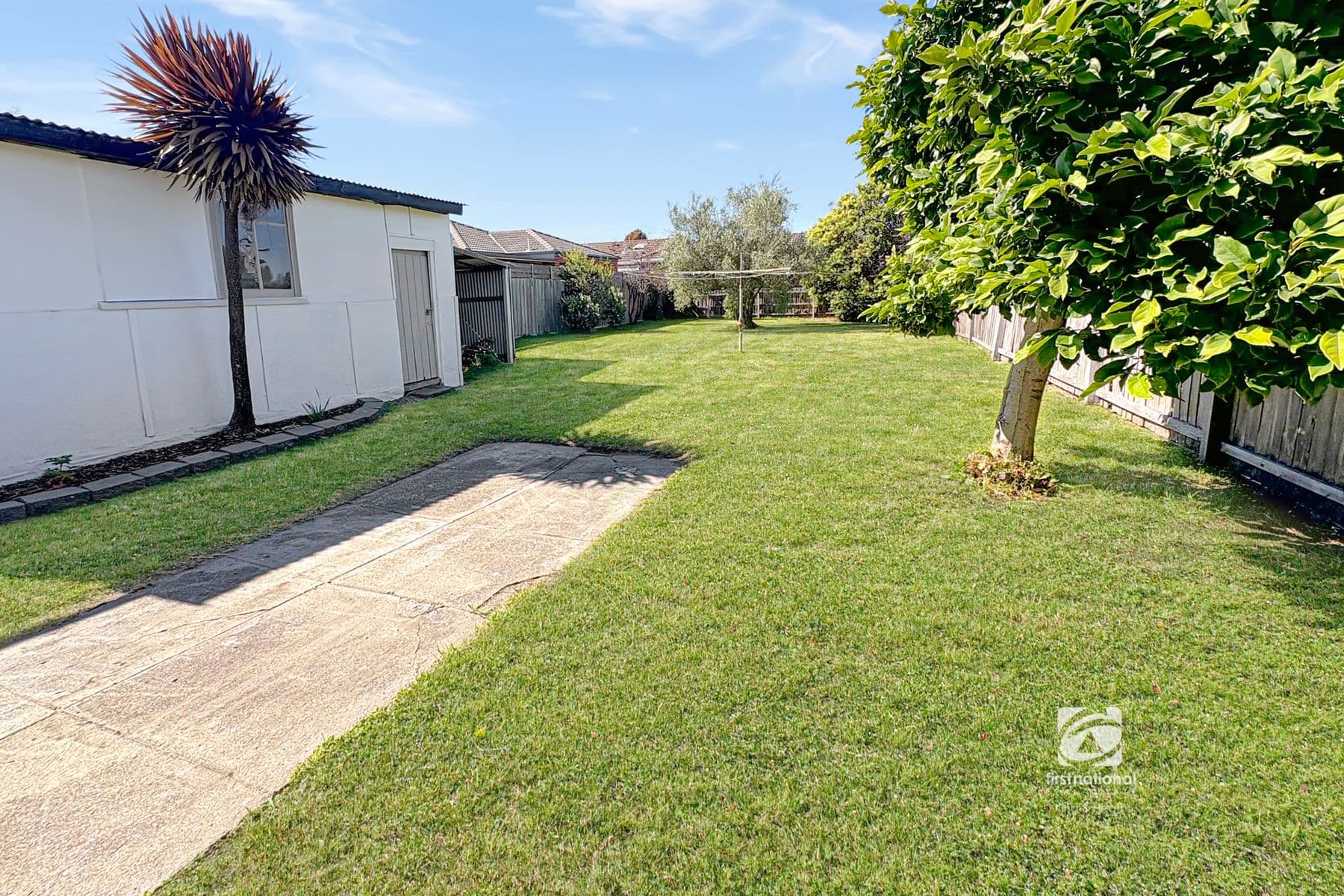 11 Anderson Street, Bairnsdale VIC 3875, Bairnsdale - Thumbnail 2
