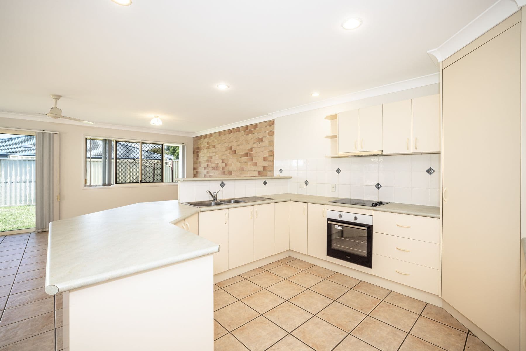 1/149 Cotterill Avenue, Bongaree QLD 4507, Bongaree - Thumbnail 4