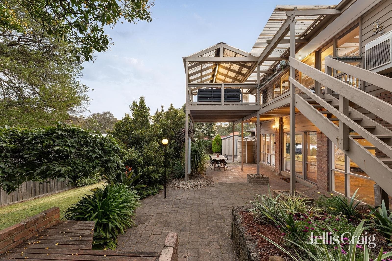 10 Toombarra Place, Greensborough, Greensborough - Image 1