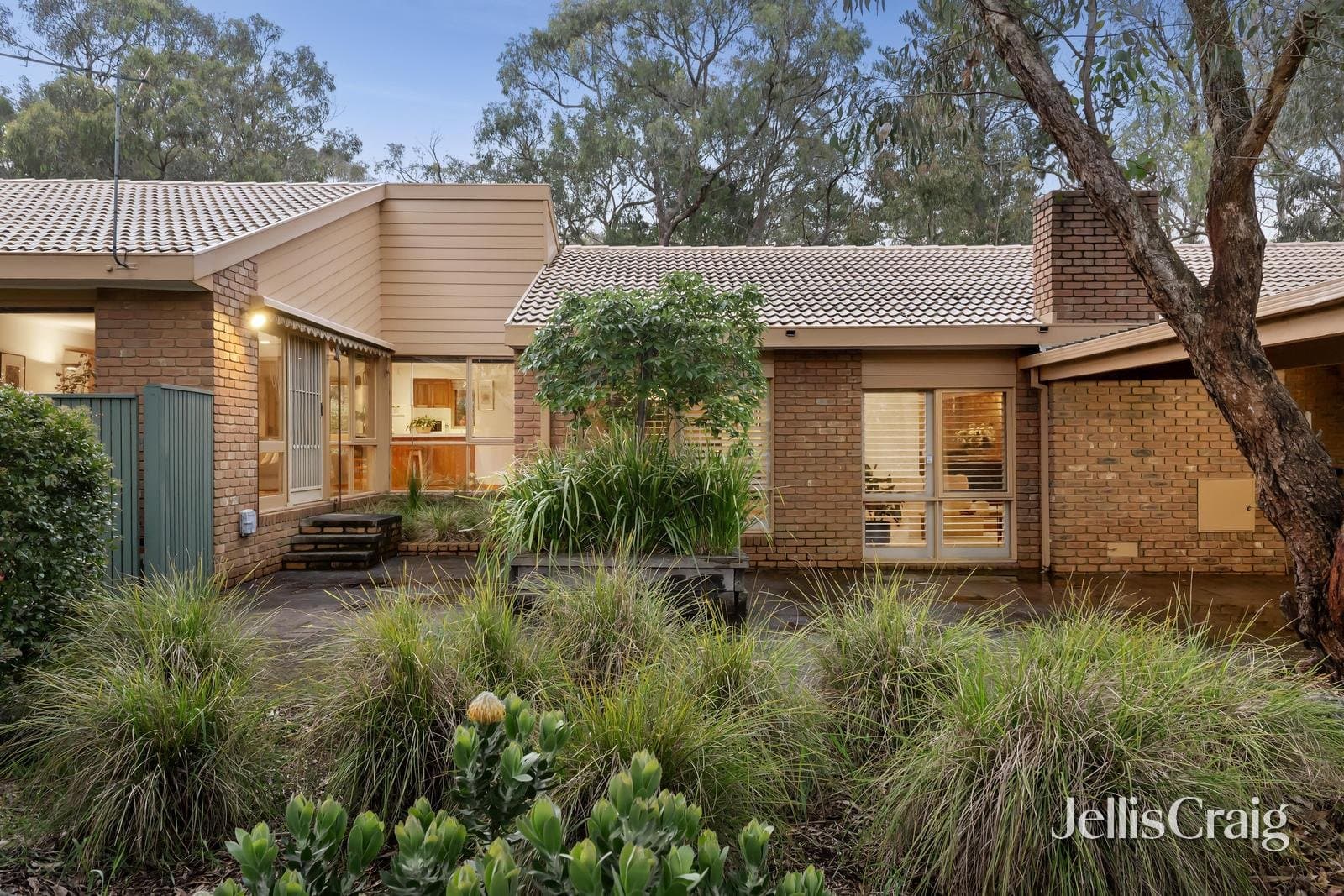 4 Timberview Terrace, Croydon Hills, Croydon Hills - Thumbnail 4