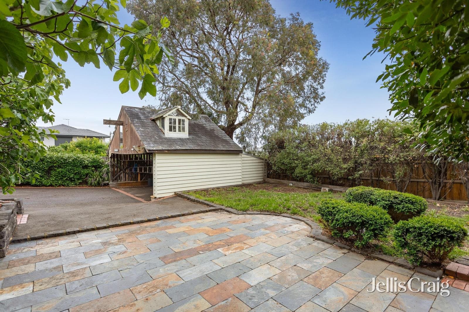 131 High Street, Doncaster, Doncaster - Image 1