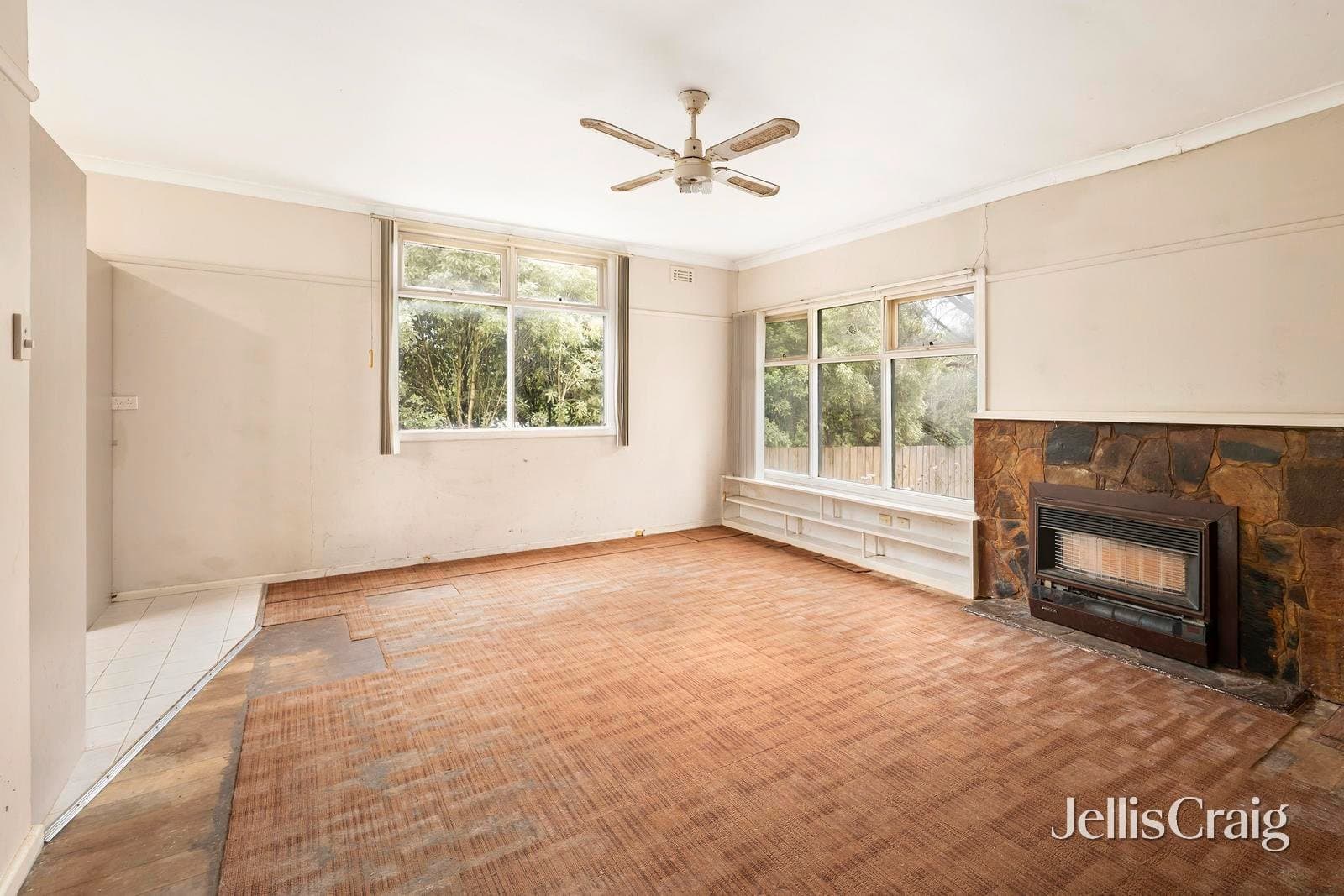 49 Churchill Way, Kilsyth, Kilsyth - Thumbnail 4